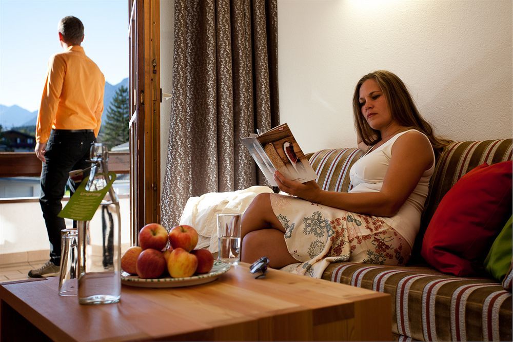 Der Stern - Nachhaltiges Wirtshaus Und Landhotel Seit 1509 Obsteig Ngoại thất bức ảnh